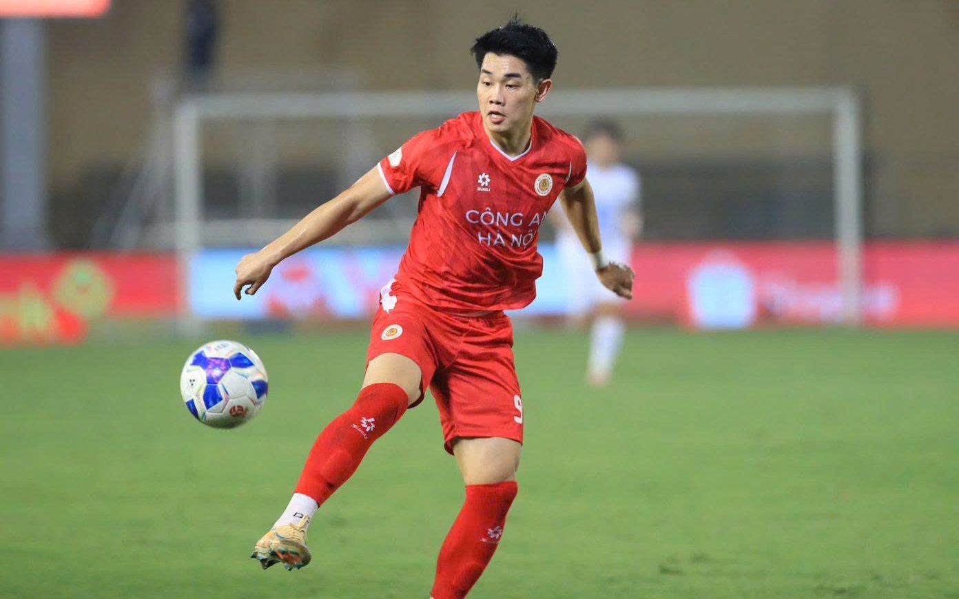 Hàng loạt trụ cột bị "treo giò" ở vòng 24 V-League - Ảnh 5.