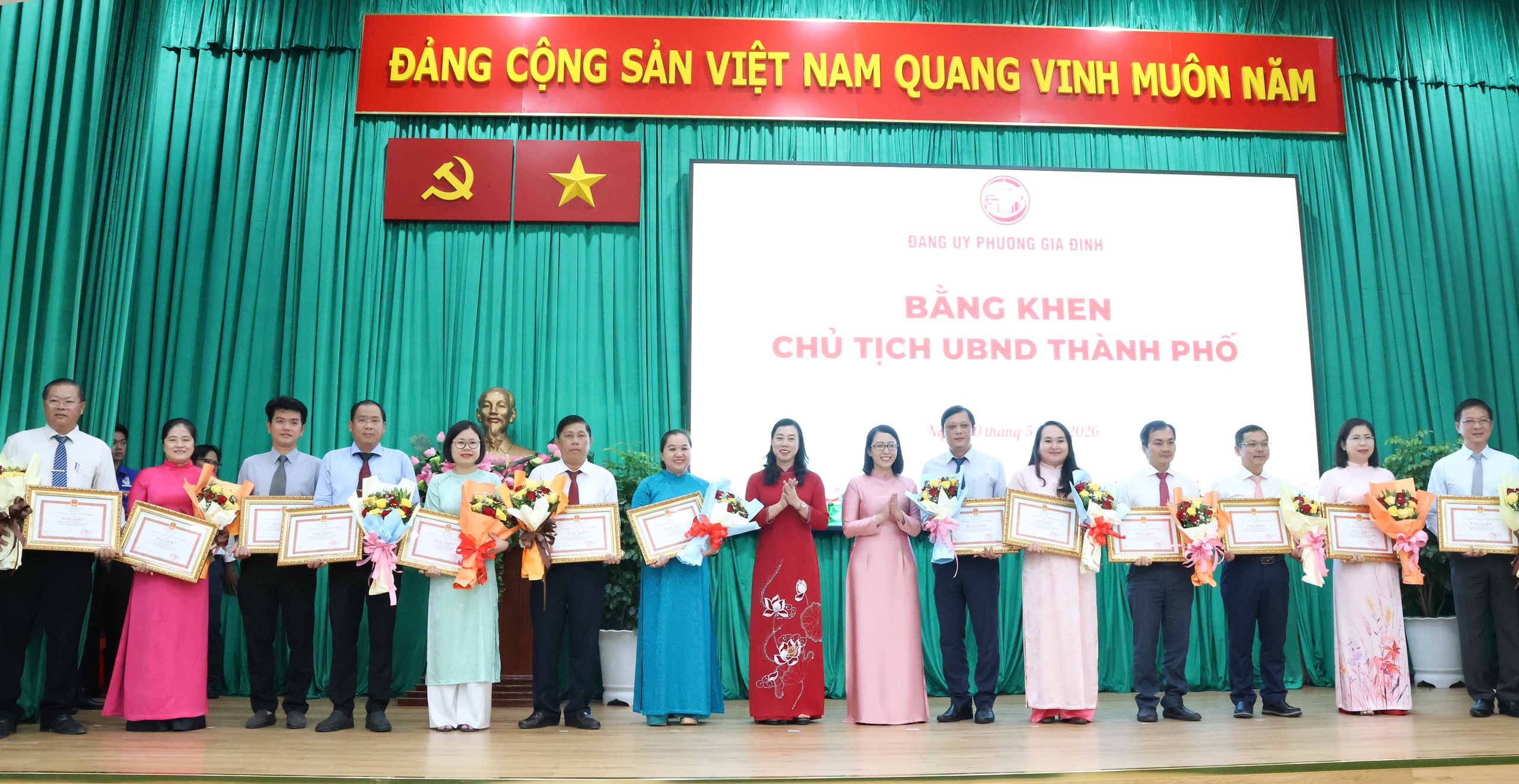 TPHCM: Phường Gia Định t&ocirc;n vinh 120 điển h&igrave;nh học B&aacute;c - Ảnh 9.
