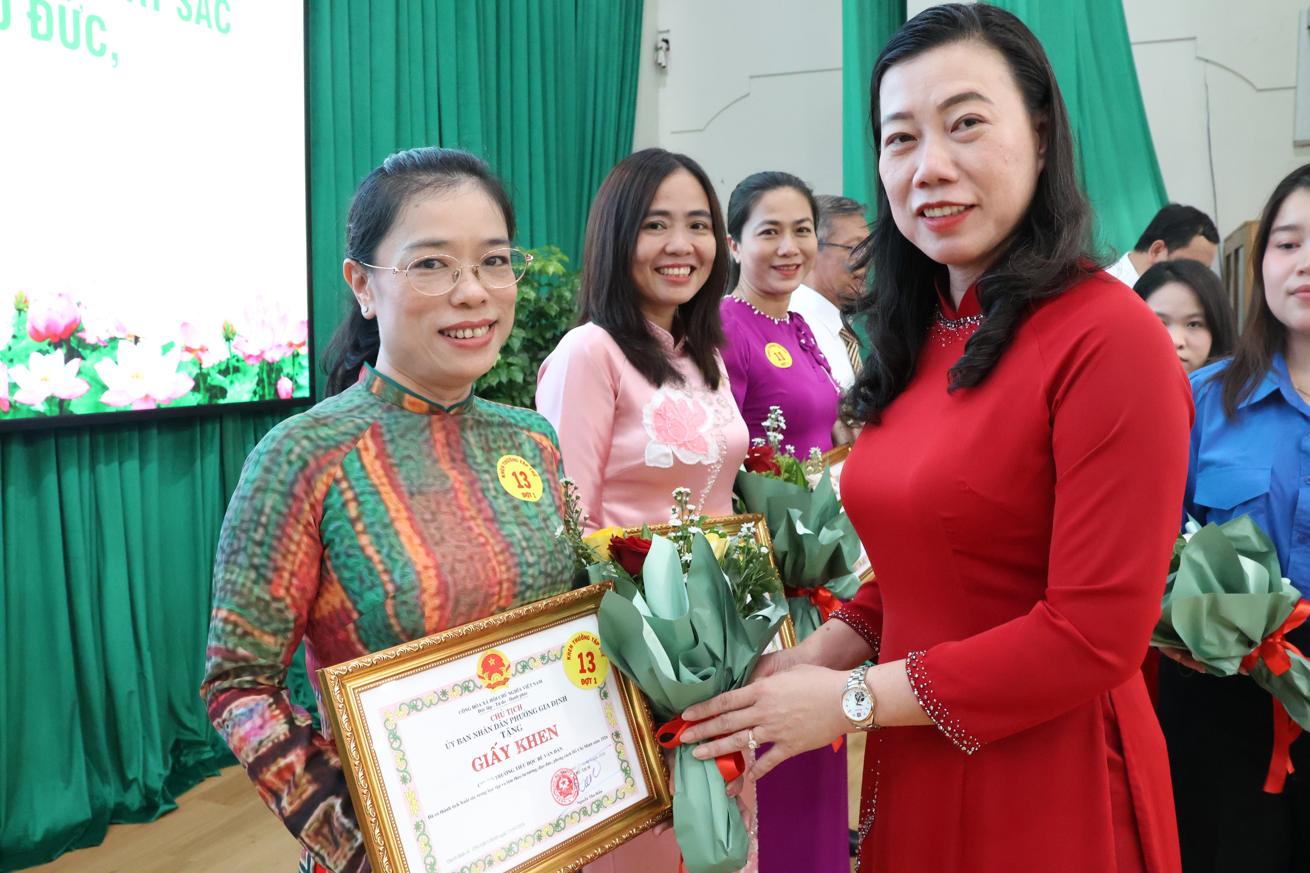 TPHCM: Phường Gia Định t&ocirc;n vinh 120 điển h&igrave;nh học B&aacute;c - Ảnh 5.