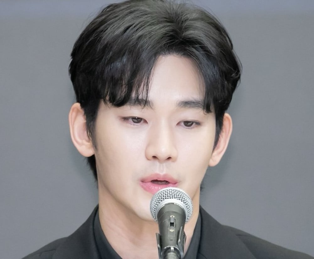 Kim Soo-hyun oan trong bê bối tình ái với đàn em quá cố? - Ảnh 1.
