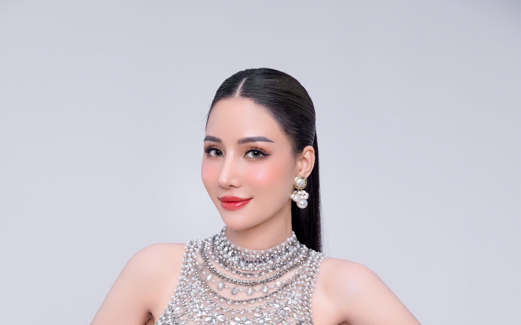 Hoa hậu Hoàng Thanh Loan: Lãnh đạo bắt đầu từ việc lắng nghe chính mình