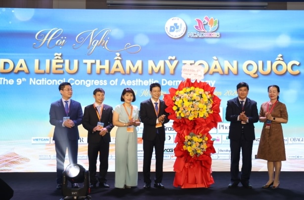 Siết an to&agrave;n thẩm mỹ trước l&agrave;n s&oacute;ng l&agrave;m đẹp "chui", chạy theo tr&agrave;o lưu mạng - Ảnh 2.