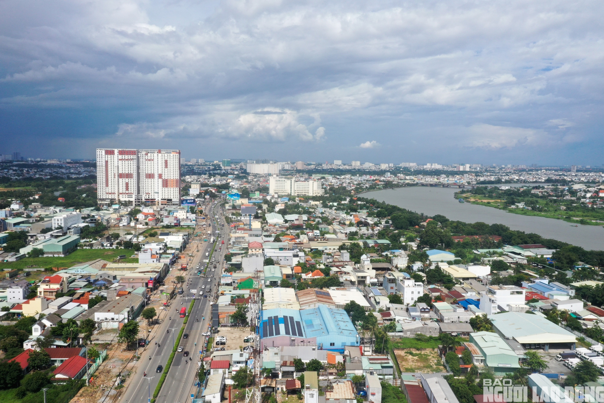 TPHCM tăng tốc hoàn thành Quốc lộ 13 và suối Cái trong năm 2026 - Ảnh 9. TPHCM tăng tốc hoàn thành Quốc lộ 13 và suối Cái trong năm 2026 - Ảnh 9.