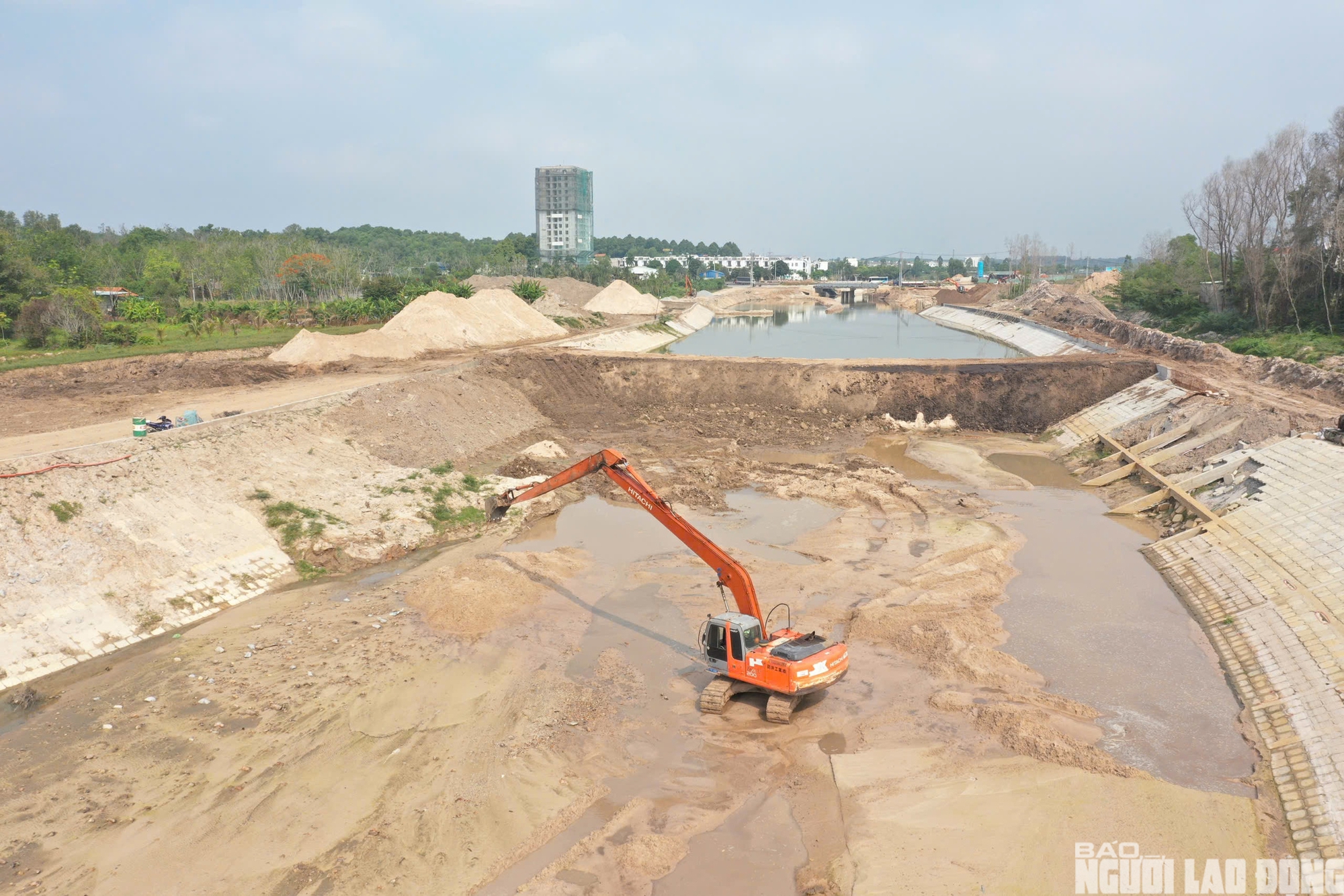 TPHCM tăng tốc hoàn thành Quốc lộ 13 và suối Cái trong năm 2026 - Ảnh 10. TPHCM tăng tốc hoàn thành Quốc lộ 13 và suối Cái trong năm 2026 - Ảnh 10.