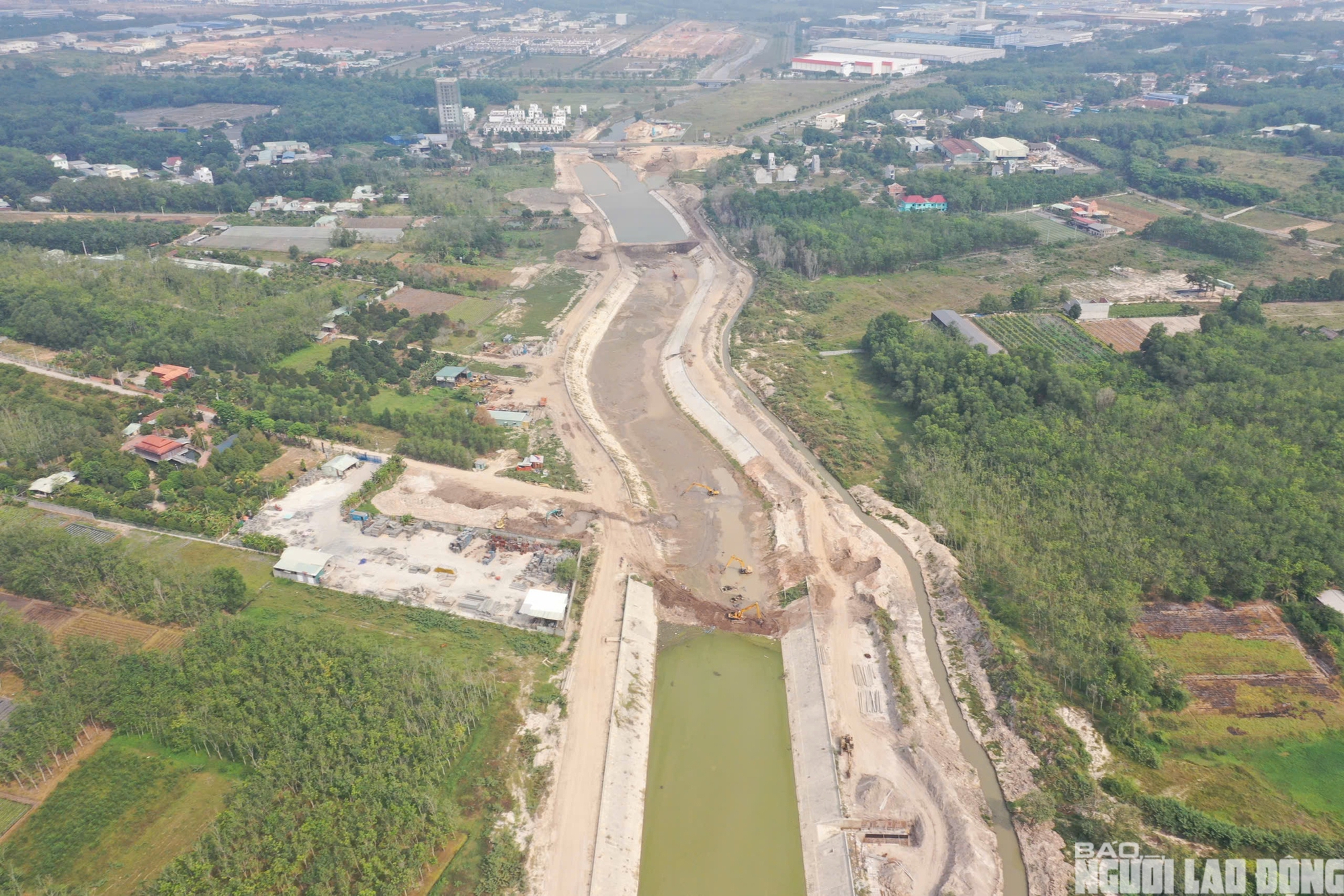 TPHCM tăng tốc hoàn thành Quốc lộ 13 và suối Cái trong năm 2026 - Ảnh 17. TPHCM tăng tốc hoàn thành Quốc lộ 13 và suối Cái trong năm 2026 - Ảnh 17.