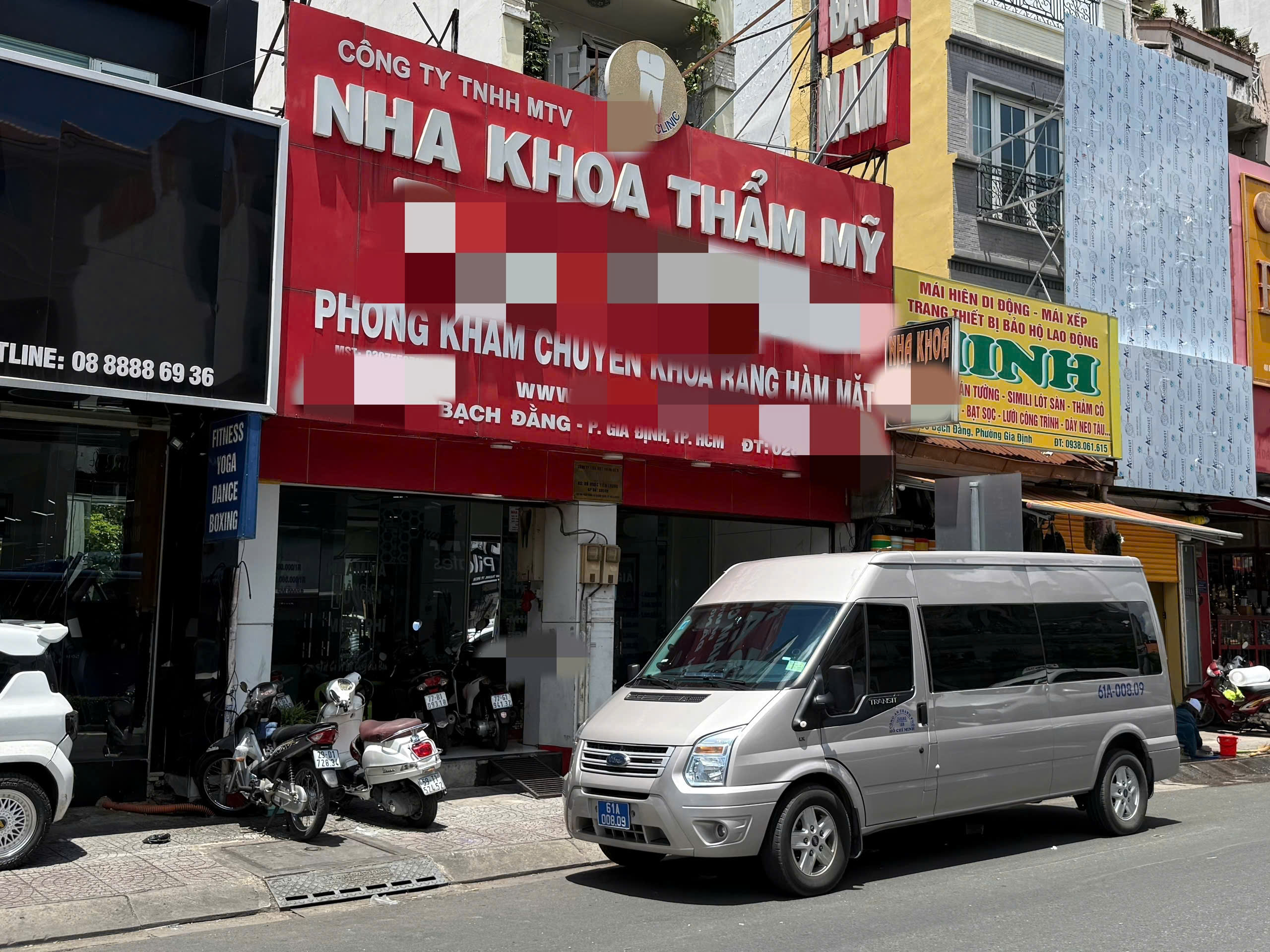 TPHCM: C&ocirc;ng an đang kiểm tra loạt cơ sở nha khoa thẩm mỹ c&ugrave;ng t&ecirc;n - Ảnh 3.