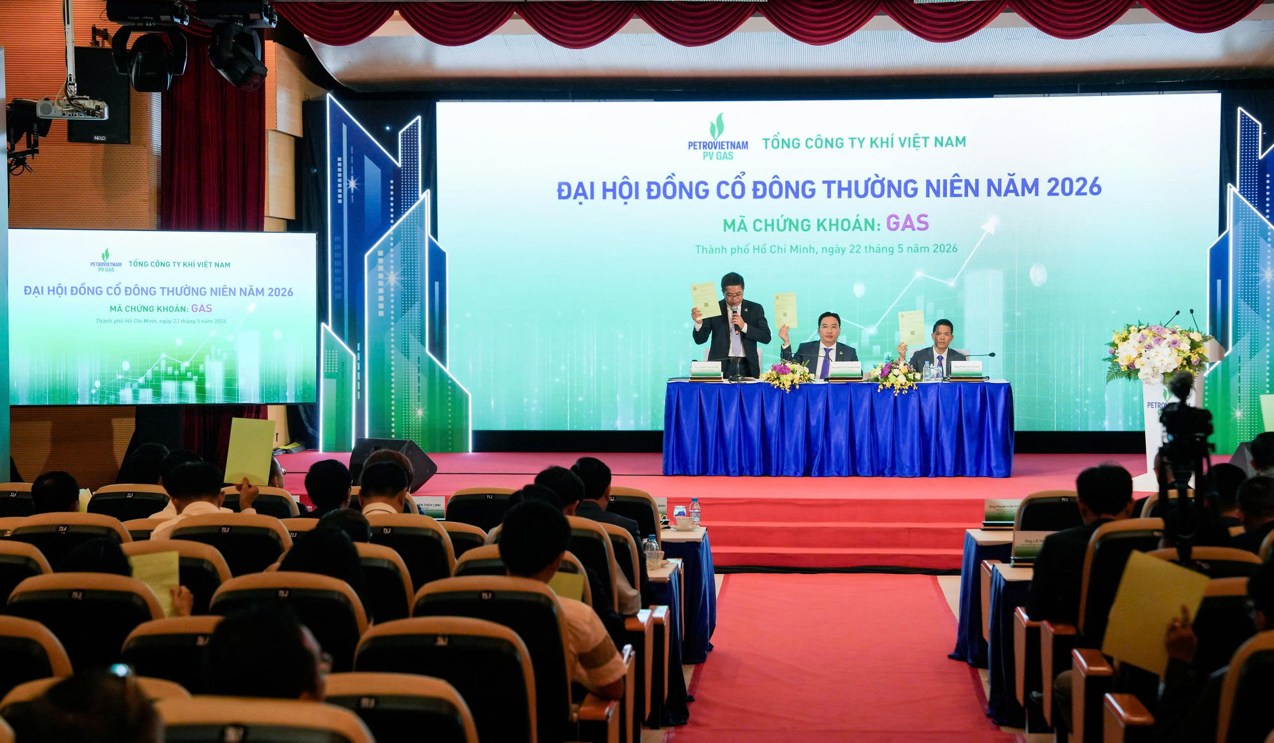 PV GAS báo lãi kỷ lục, doanh thu tương đương 1,1% GDP Việt Nam - Ảnh 1.