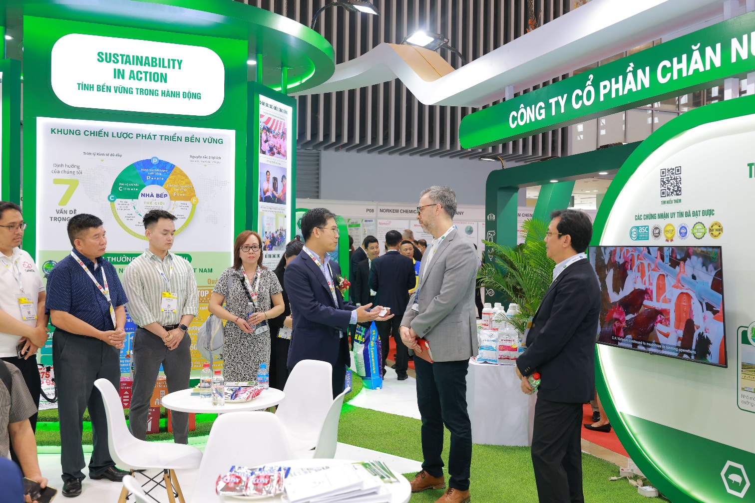 C.P. Việt Nam giới thiệu giải pháp phát triển bền vững ngành nông nghiệp - thực phẩm - Ảnh 1.