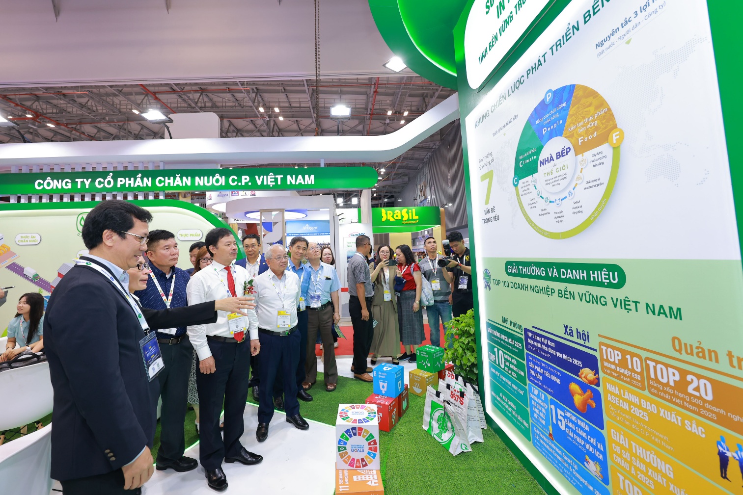 C.P. Việt Nam giới thiệu giải pháp phát triển bền vững ngành nông nghiệp - thực phẩm - Ảnh 2.