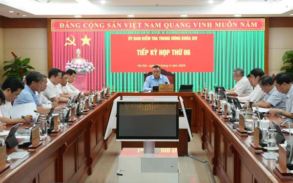 Chi phí tất yếu cho sự ổn định và phát triển - Ảnh 2.