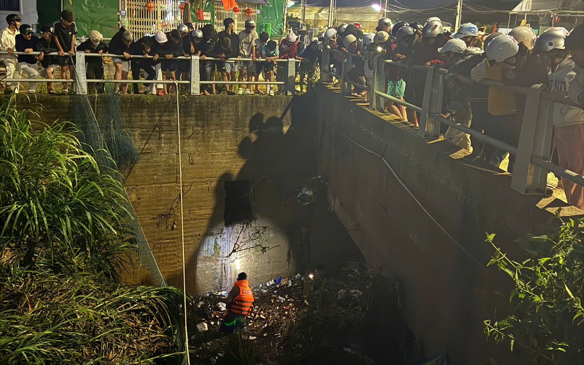 Thủ tướng yêu cầu hoàn thiện ứng phó thiên tai cực đoan trong năm 2026 - Ảnh 2. Thủ tướng yêu cầu hoàn thiện ứng phó thiên tai cực đoan trong năm 2026 - Ảnh 2.
