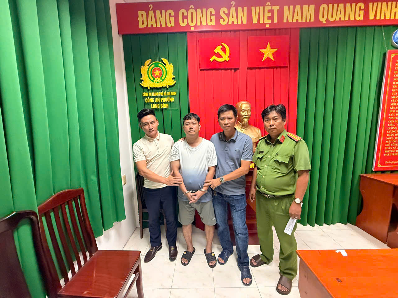 Một cuộc báo tin của người dân sống tại TPHCM giúp công an bắt giữ đối tượng truy nã - Ảnh 1. Một cuộc báo tin của người dân sống tại TPHCM giúp công an bắt giữ đối tượng truy nã - Ảnh 1.