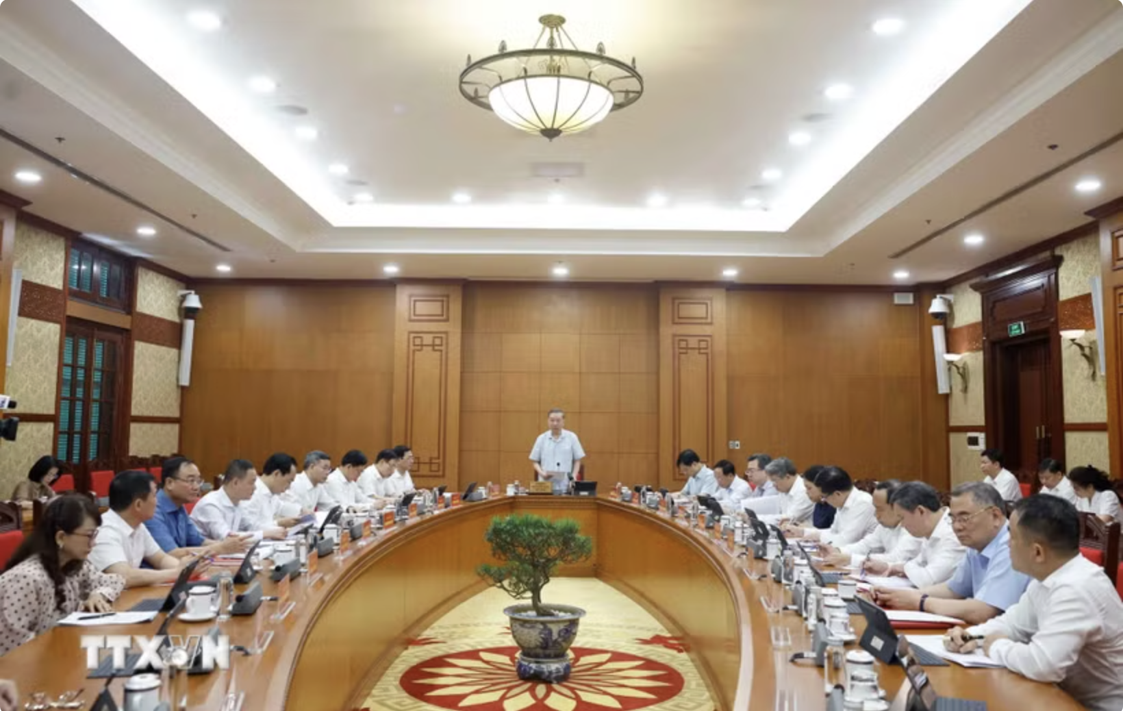 Nghiên cứu khoa học cơ bản phải đổi mới mạnh mẽ - Ảnh 1.