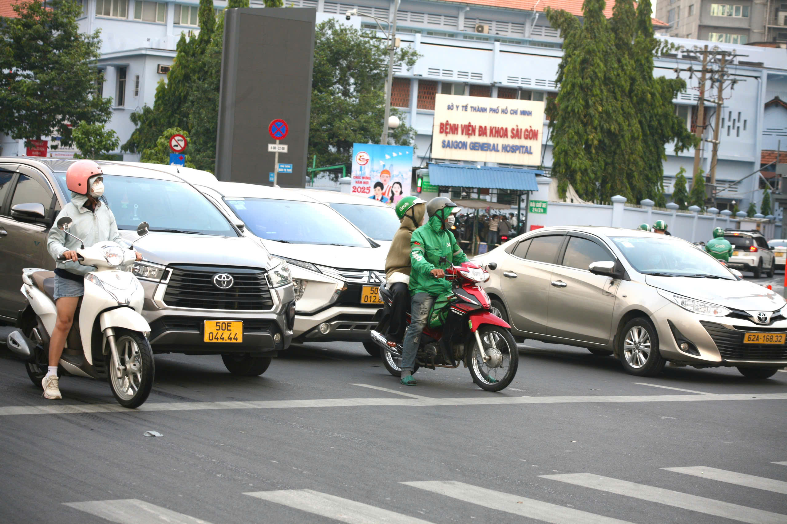 Dự báo thời tiết hôm nay, 25-5: TPHCM và Nam Bộ nắng nóng diện rộng - Ảnh 1.