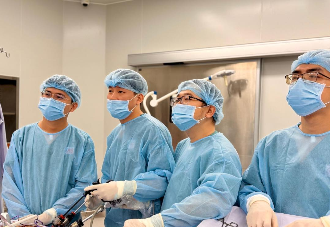 Tiểu lắt nhắt rồi bí tiểu, một người đàn ông phải cấp cứu - Ảnh 1.