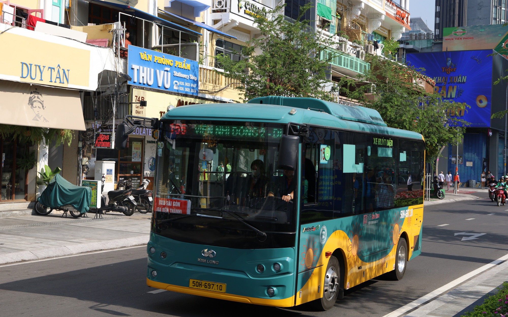 ĐHQG TPHCM khuyến kh&iacute;ch sinh vi&ecirc;n đi bu&yacute;t, metro, giảm xe c&aacute; nh&acirc;n - Ảnh 3.