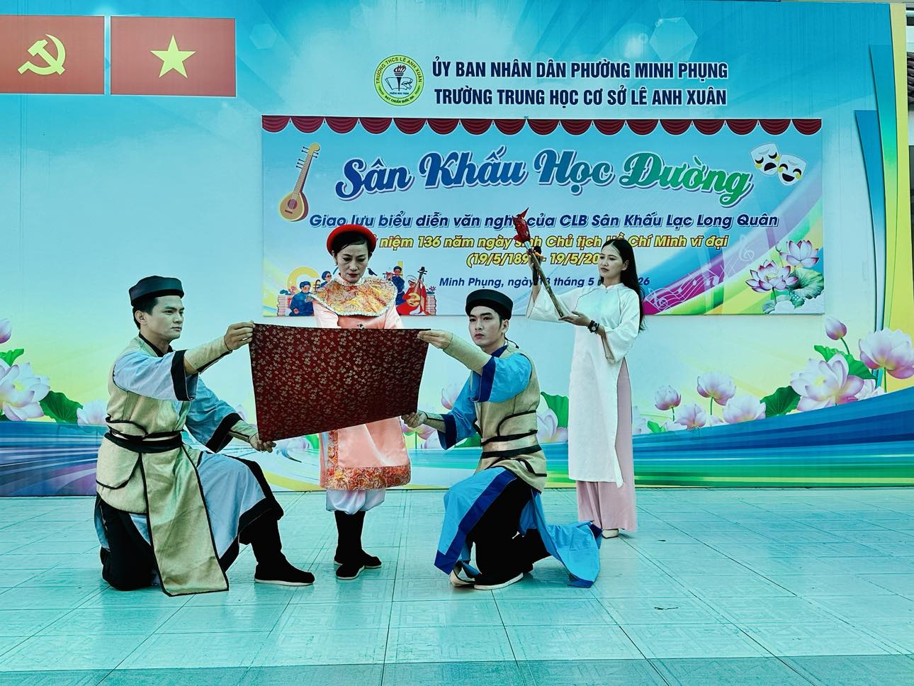 Khi ranh giới thẩm mỹ bị xô lệch: Phát huy chiều sâu văn hóa - Ảnh 1. Khi ranh giới thẩm mỹ bị xô lệch: Phát huy chiều sâu văn hóa - Ảnh 1.