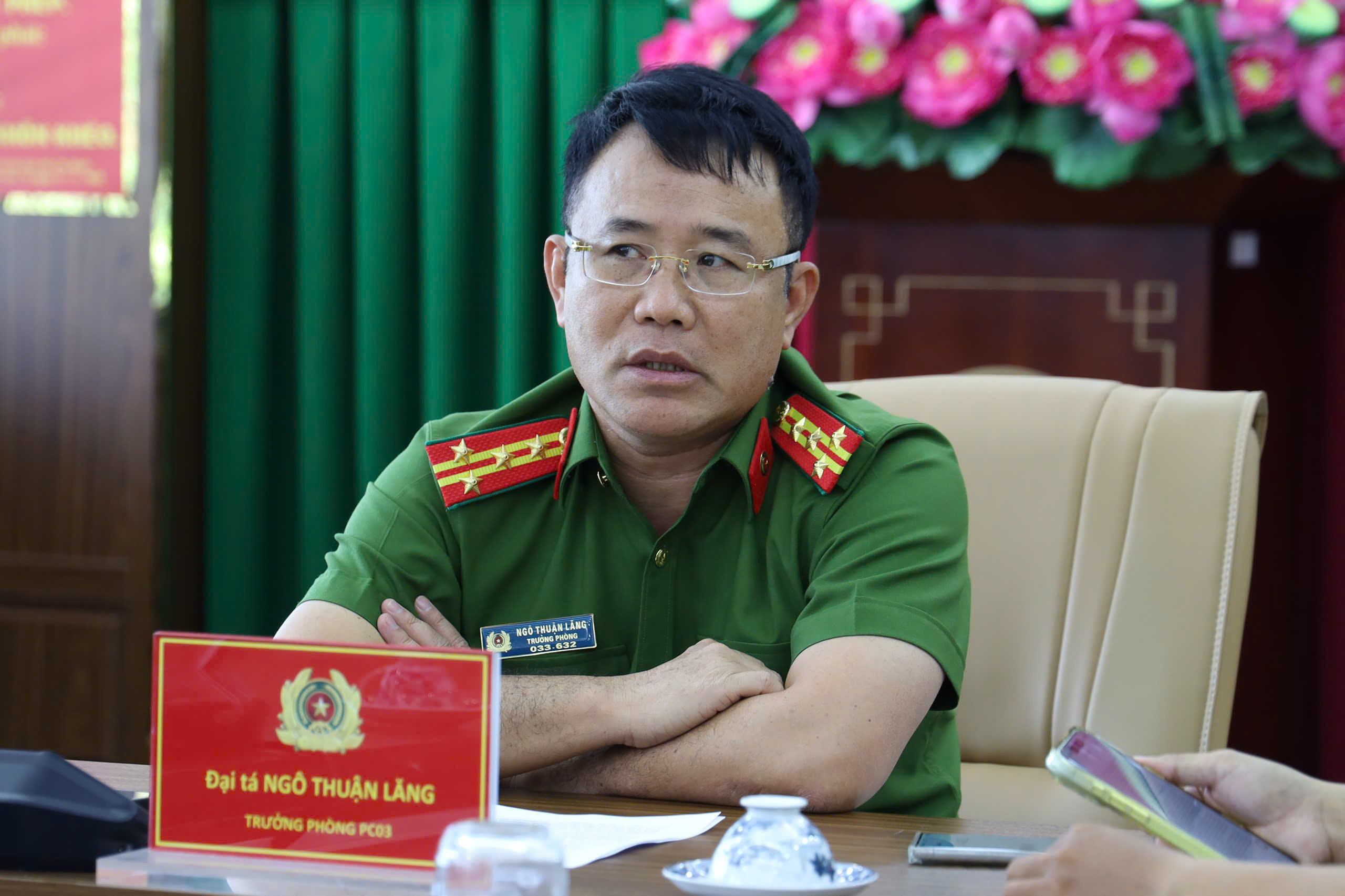Công an TPHCM quyết “đánh tận gốc” các đường dây hàng giả, thực phẩm bẩn - Ảnh 2.