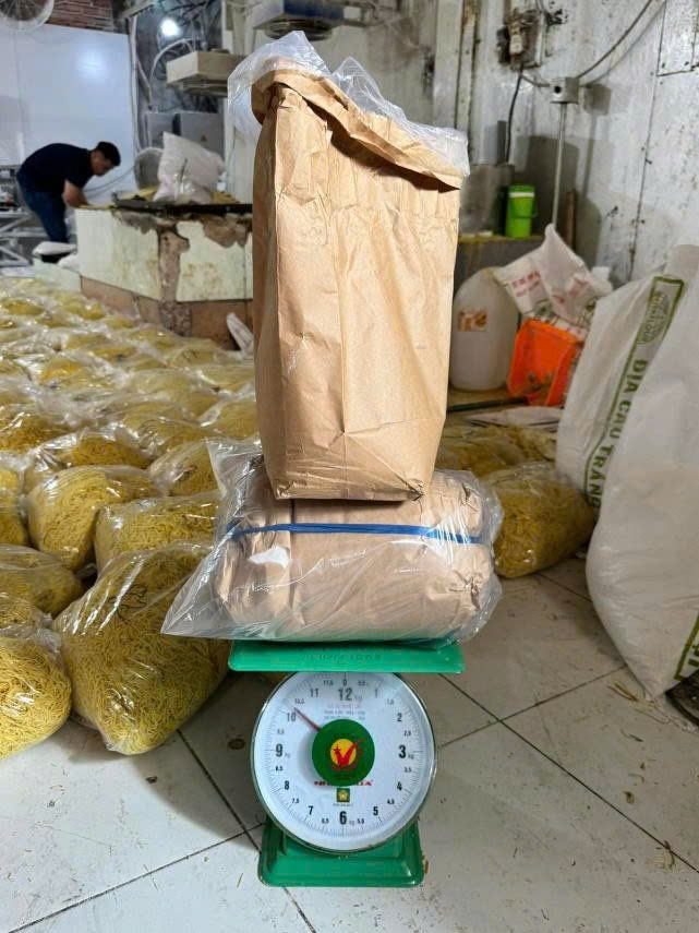 Phỏng vấn độc quyền: Công an TPHCM quyết “đánh tận gốc” các đường dây hàng giả, thực phẩm bẩn - Ảnh 26.