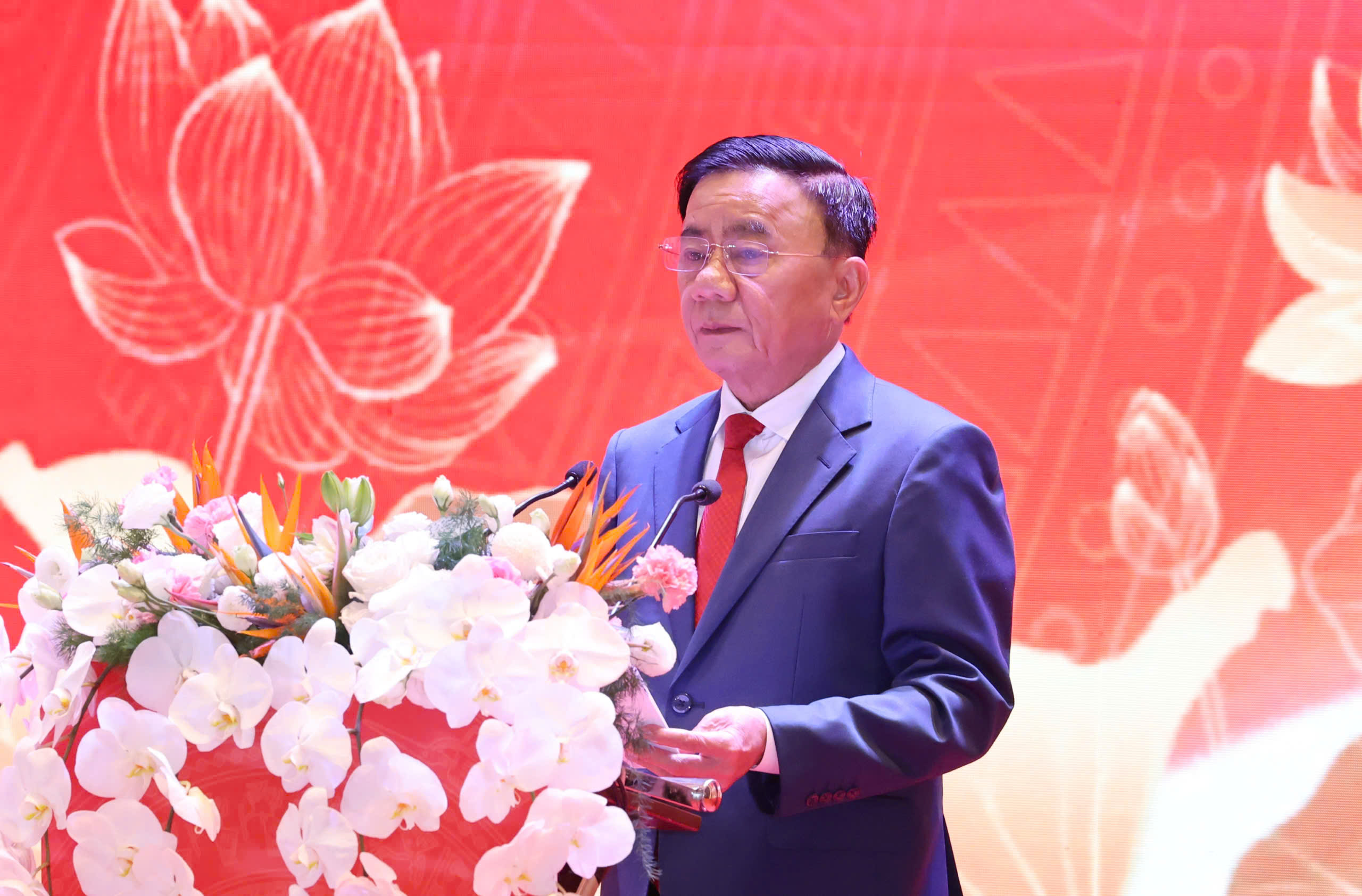Phát huy vai trò của HĐND trong xây dựng cơ chế đột phá, thúc đẩy tăng trưởng kinh tế hai con số - Ảnh 10.