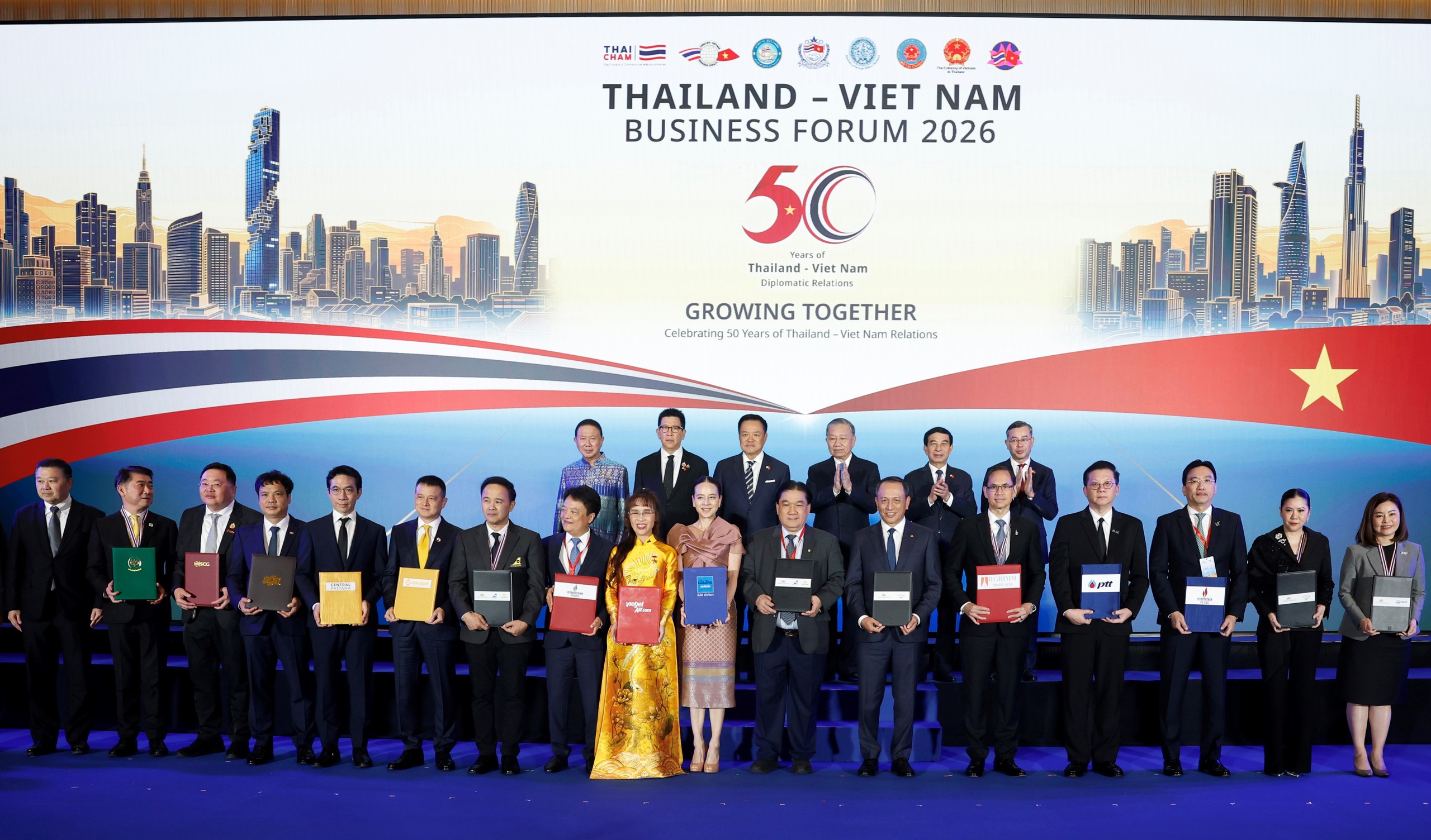 Vietnam Airlines c&ocirc;ng bố đường bay thẳng TPHCM - Phuket v&agrave; mở rộng hợp t&aacute;c chiến lược tại Th&aacute;i Lan - Ảnh 2.