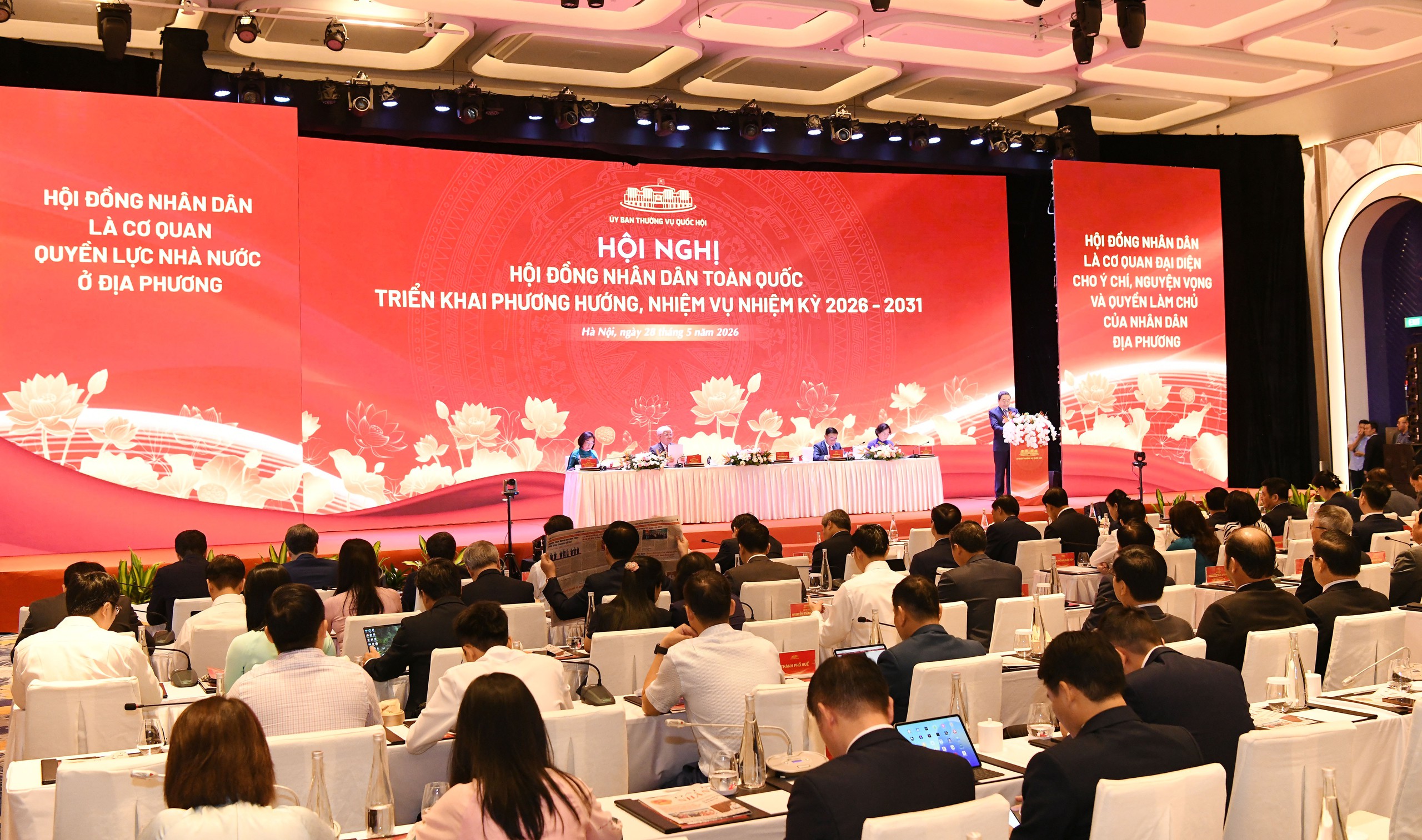 Phát huy vai trò của HĐND trong xây dựng cơ chế đột phá, thúc đẩy tăng trưởng kinh tế hai con số - Ảnh 1.