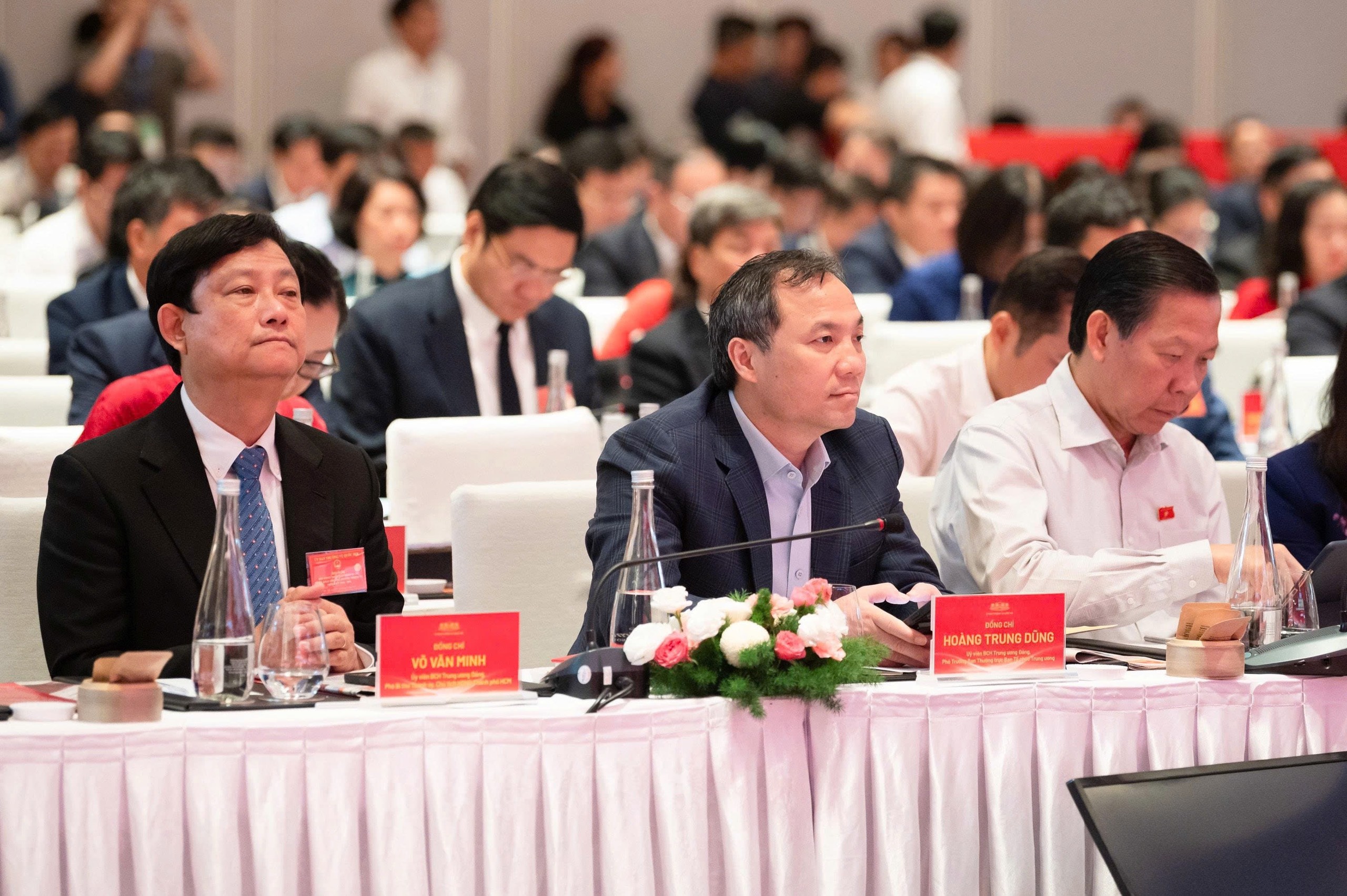Phát huy vai trò của HĐND trong xây dựng cơ chế đột phá, thúc đẩy tăng trưởng kinh tế hai con số - Ảnh 3.