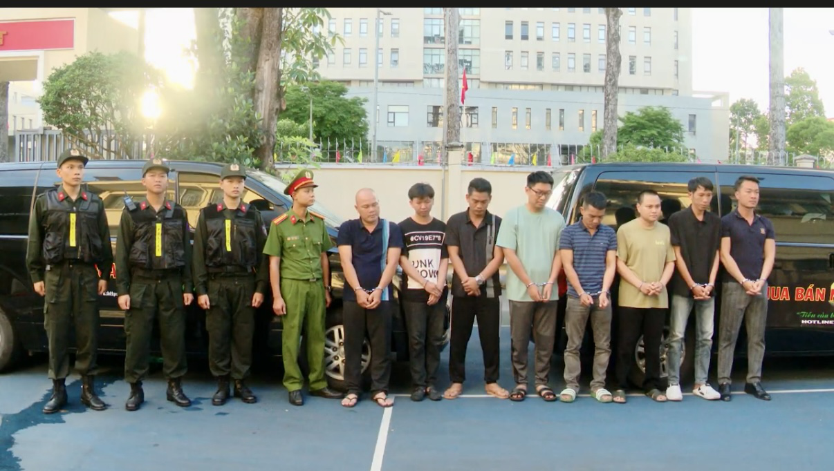 Công an TPHCM bắt Giám đốc Công ty Đòi nợ Song Long - Ảnh 5.
