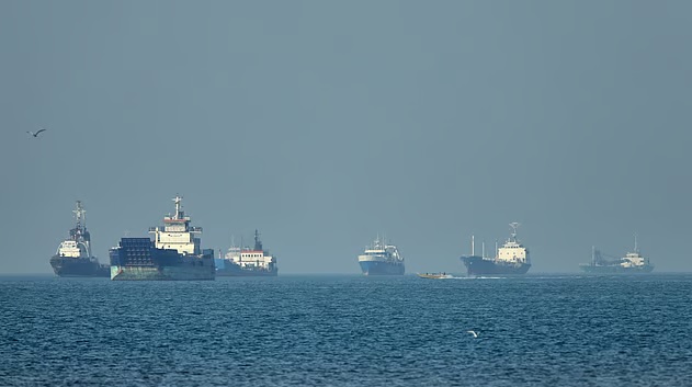 Nóng: Mỹ mở đợt không kích mới vào Iran - Ảnh 1. Nóng: Mỹ mở đợt không kích mới vào Iran - Ảnh 1.