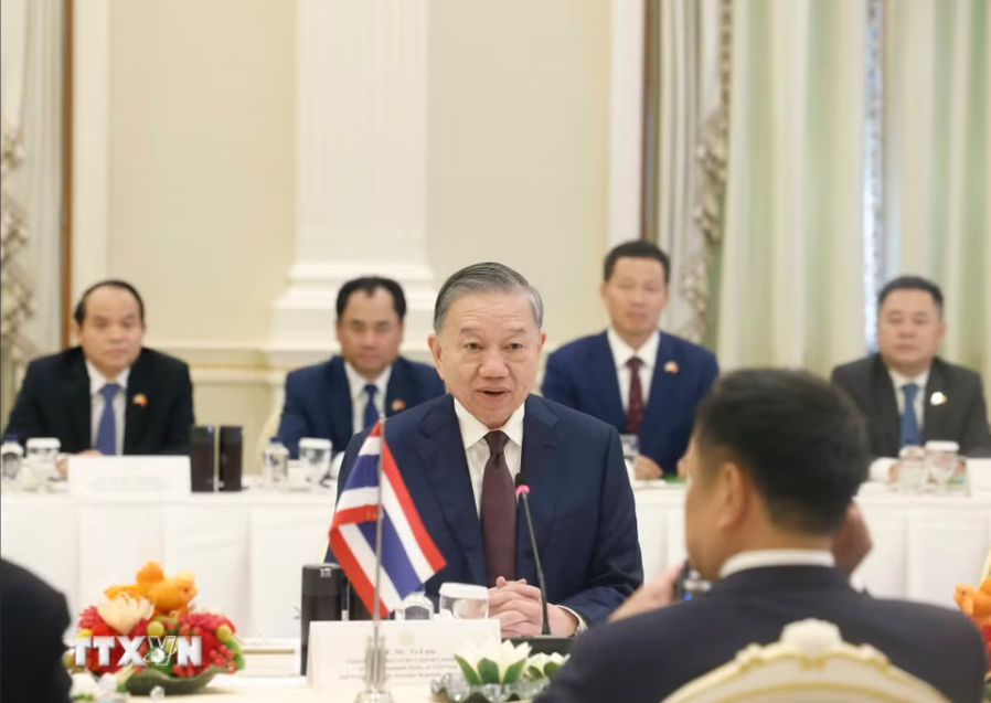 Tổng B&iacute; thư, Chủ tịch nước T&ocirc; L&acirc;m hội đ&agrave;m với Thủ tướng Th&aacute;i Lan - Ảnh 7.