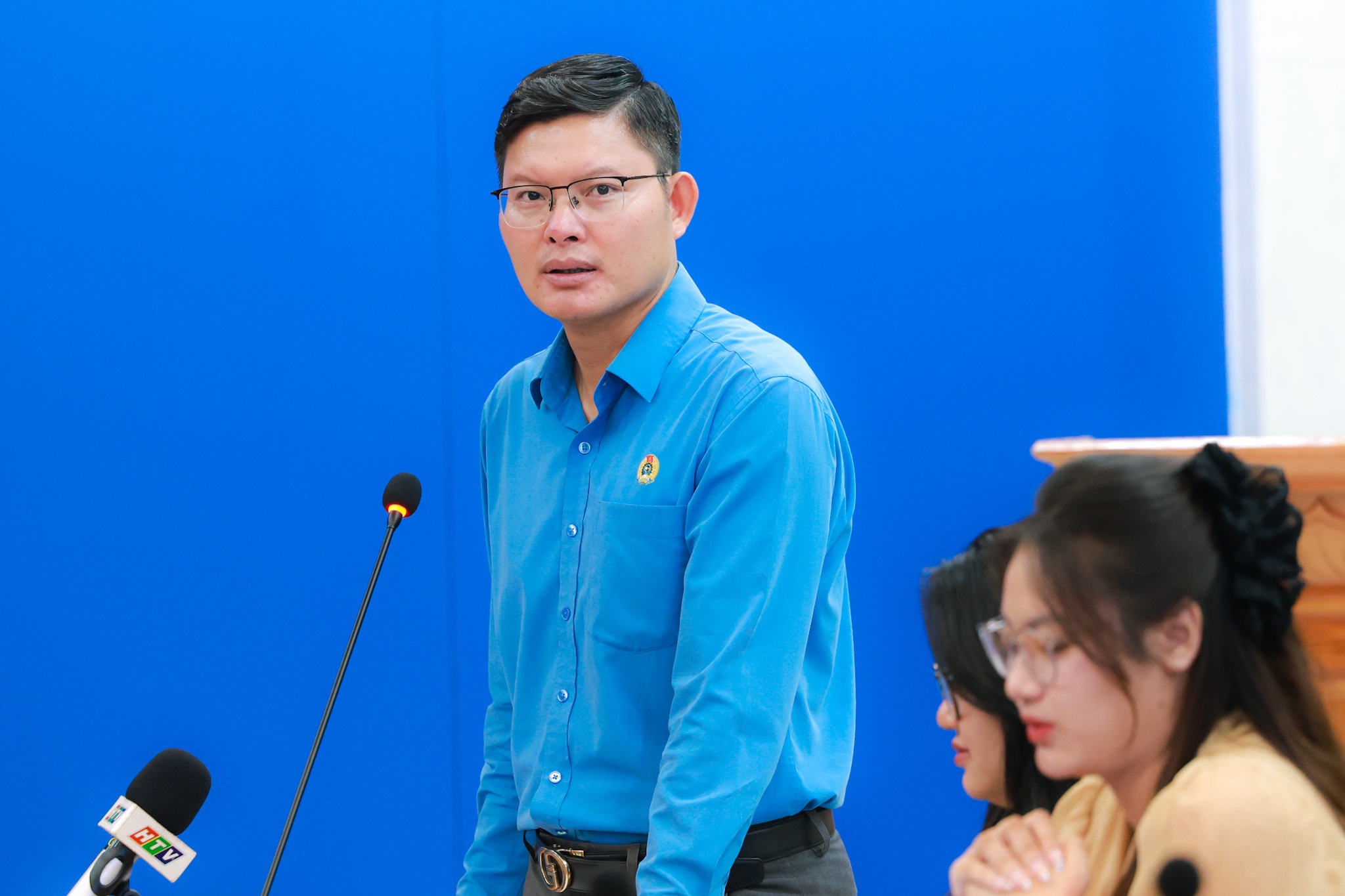 Người lao động kiến nghị lương đủ sống, giảm giờ làm trước Đại hội XIV Công đoàn Việt Nam - Ảnh 2.