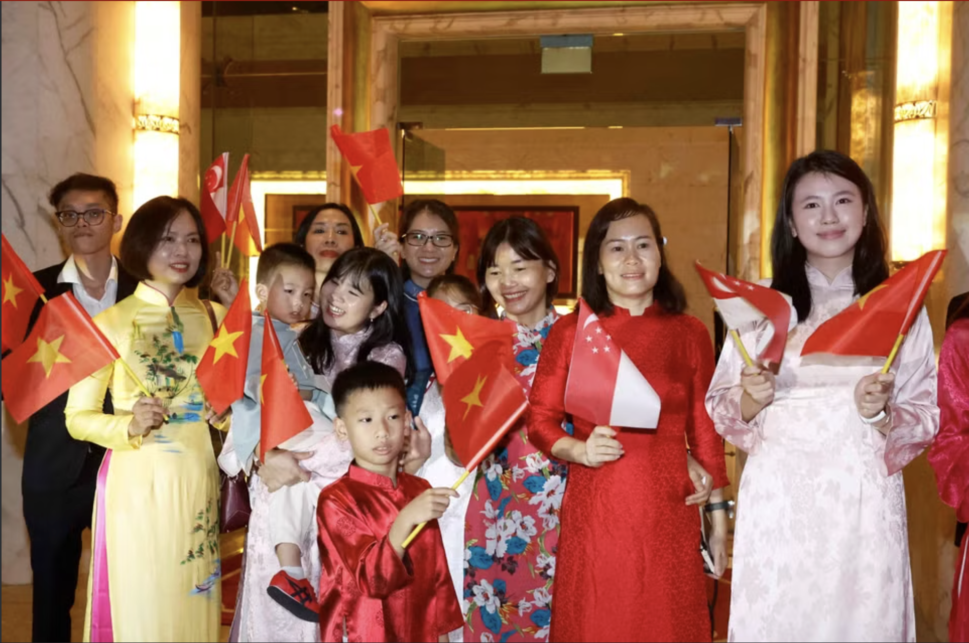 Tổng Bí thư, Chủ tịch nước Tô Lâm và Phu nhân bắt đầu thăm Singapore - Ảnh 8.