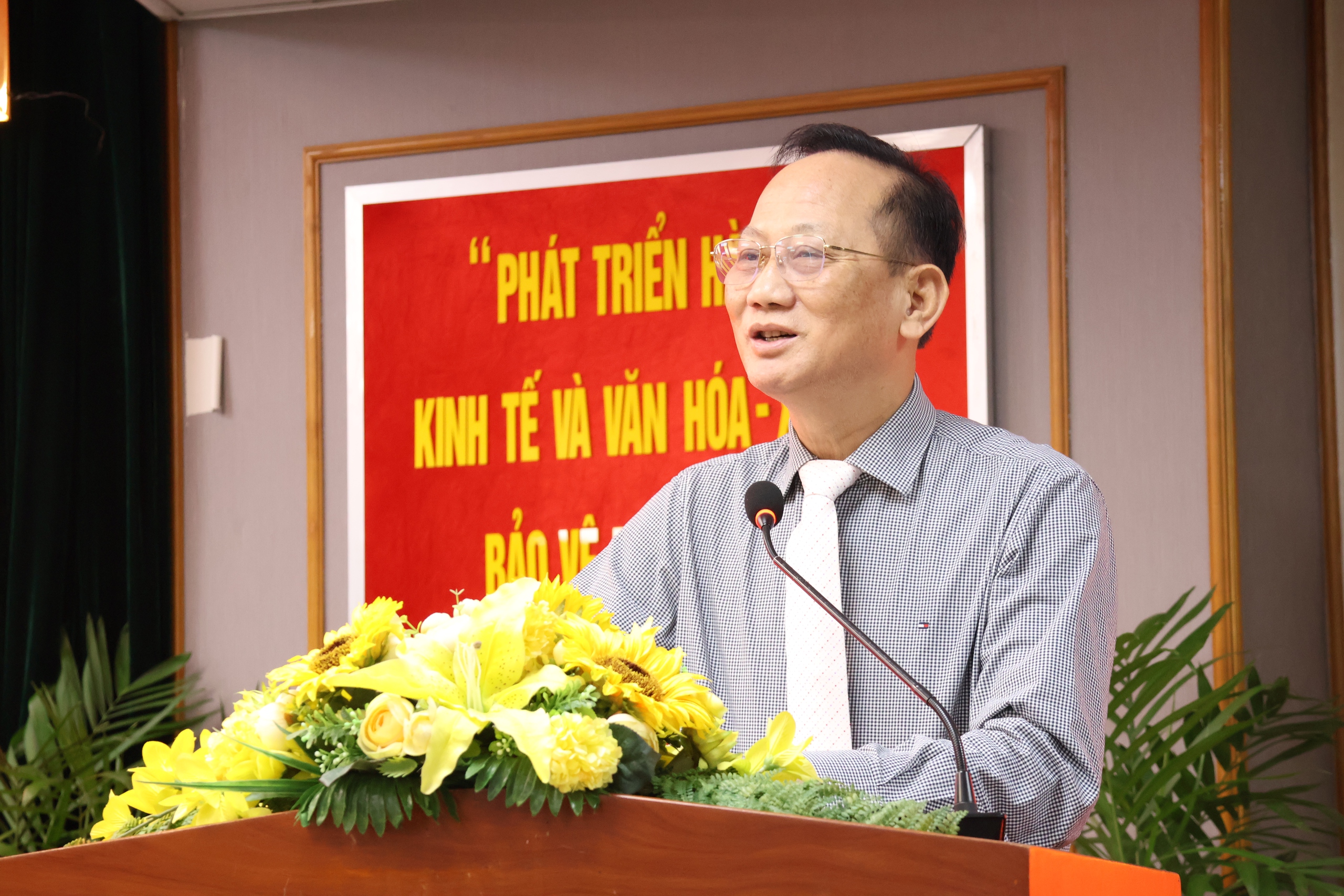 TPHCM: Phường Xuân Hòa kiện toàn nhân sự, tri ân lực lượng người hoạt động không chuyên trách - Ảnh 8.