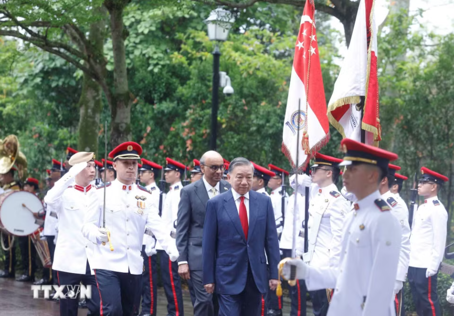 Lễ đón Tổng Bí thư, Chủ tịch nước Tô Lâm và Phu nhân thăm cấp Nhà nước Singapore - Ảnh 4.
