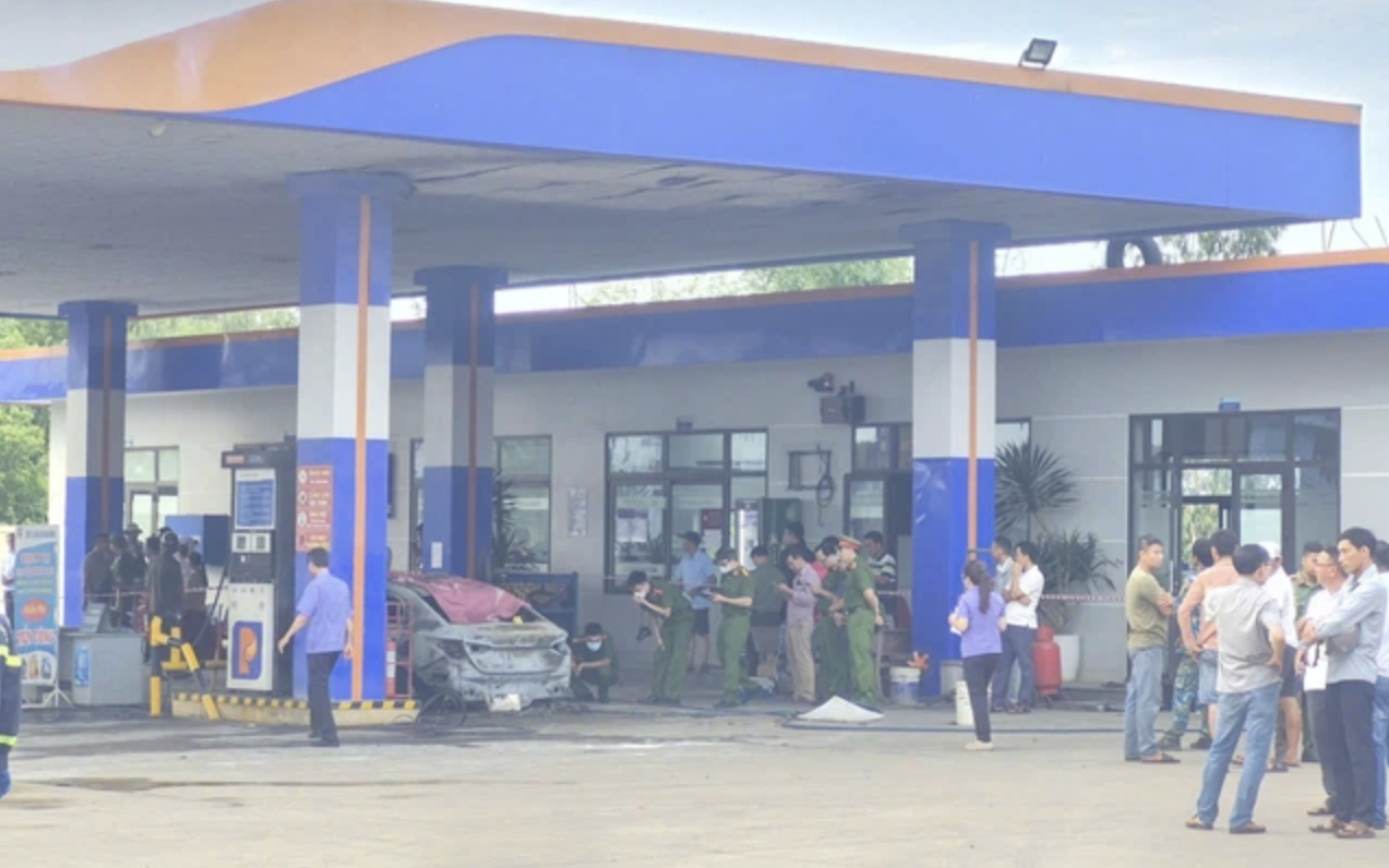 &Aacute;p dụng quy định mới khi nhập cảnh S&acirc;n bay Quốc tế T&acirc;n Sơn Nhất - Ảnh 2.