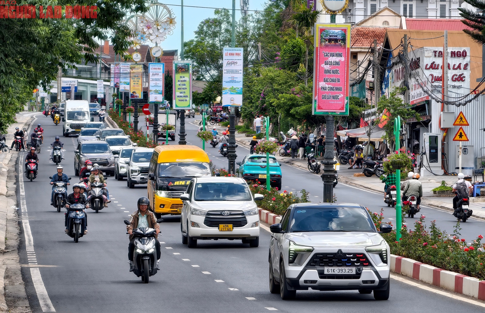 Du kh&aacute;ch thong thả rời Đ&agrave; Lạt sau k&igrave; nghỉ Lễ 30-4 v&agrave; 1-5 - Ảnh 1.