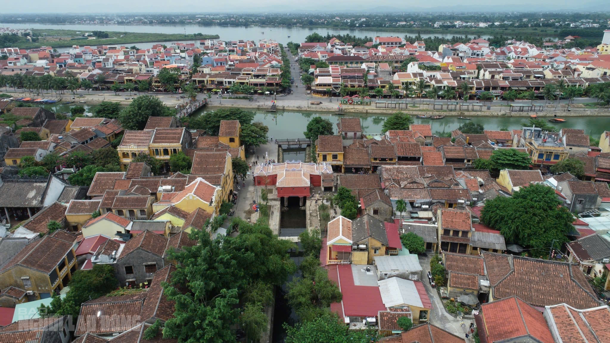 Đ&agrave; Nẵng th&ocirc;ng qua bảng gi&aacute; đất, c&aacute;c x&atilde; ven biển ph&iacute;a Nam biến động mạnh - Ảnh 1.