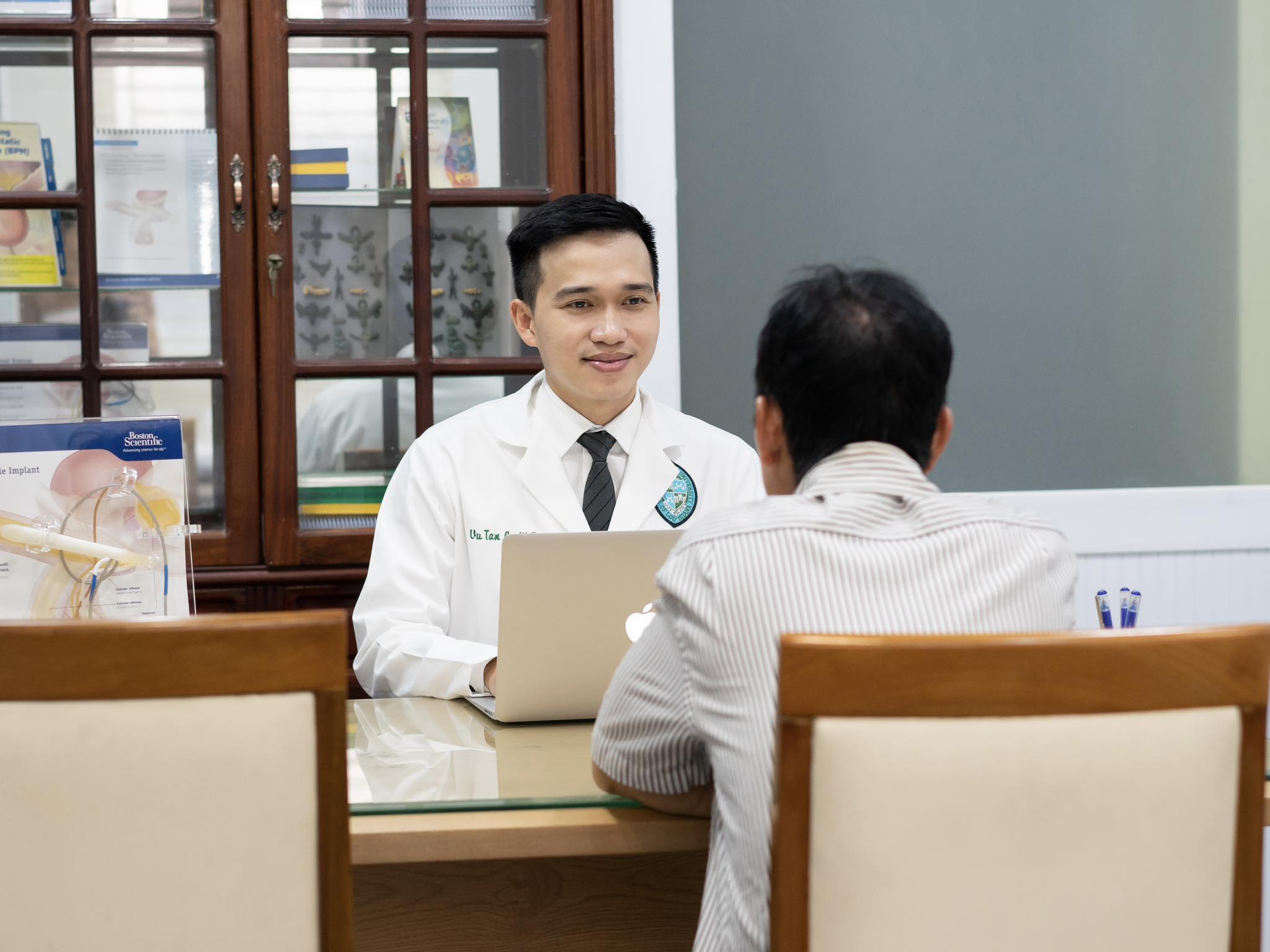 Tiêm filler để tăng “bản lĩnh đàn ông” nhưng cái kết - Ảnh 1.