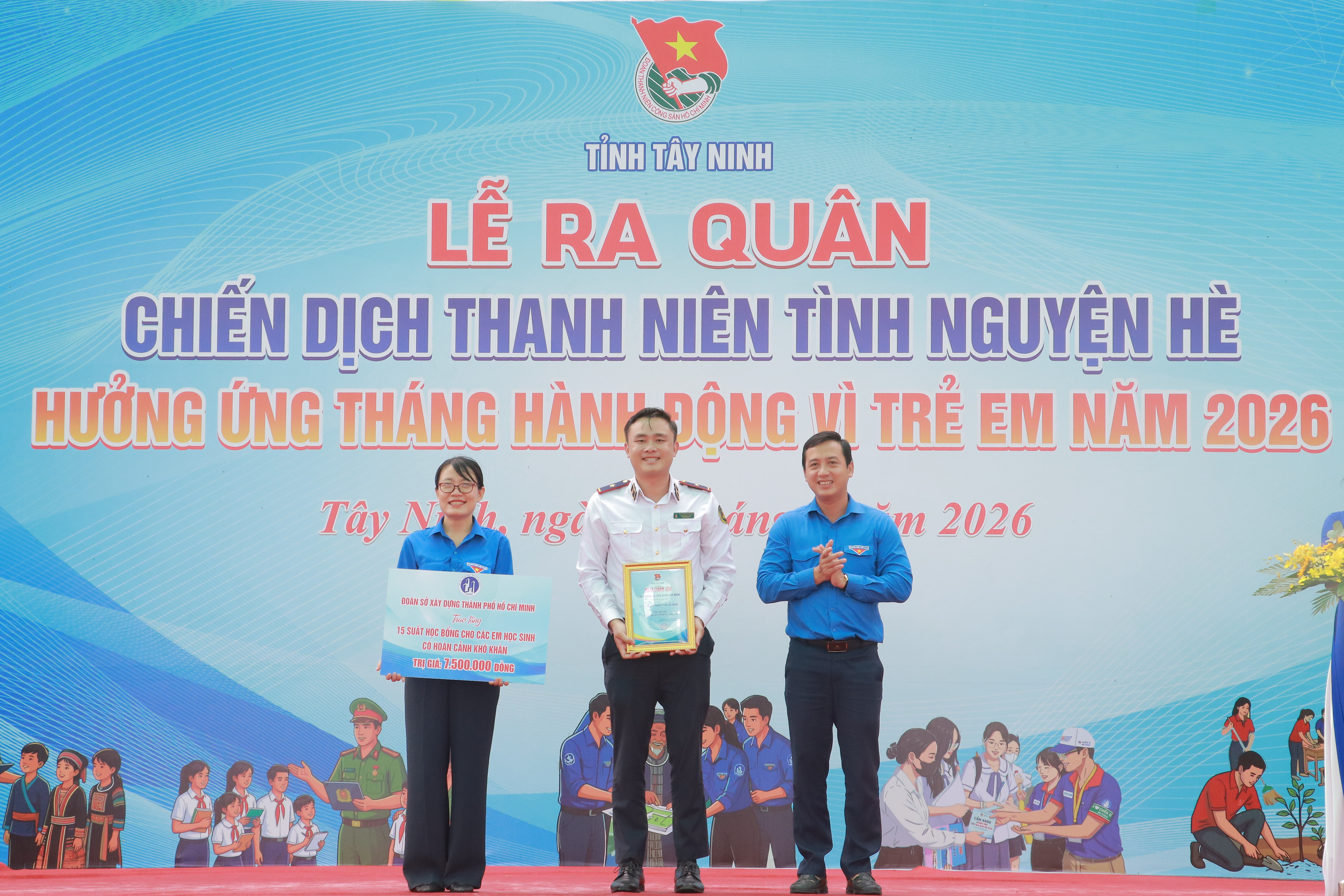 Tây Ninh ra quân Chiến dịch Thanh niên tình nguyện hè với nguồn lực hơn 6 tỉ đồng - Ảnh 11.