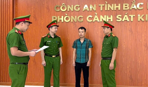 Khởi tố Chủ tịch HĐQT một c&ocirc;ng ty - Ảnh 1.