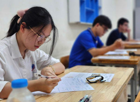 Lưu &yacute; trước hạn cuối đăng k&yacute; thi tốt nghiệp THPT 2026 - Ảnh 1.