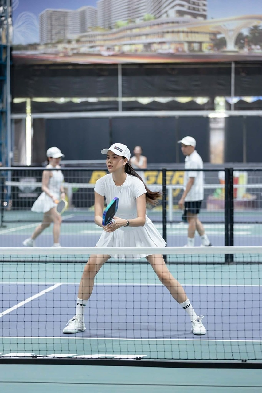 Siêu mẫu Kỳ Hân: 