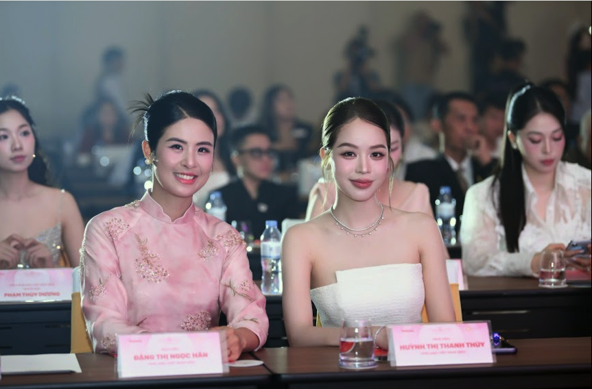 Hoa hậu Việt Nam hòa quyện giữa vẻ đẹp nội tâm và ngoại hình - Ảnh 3.