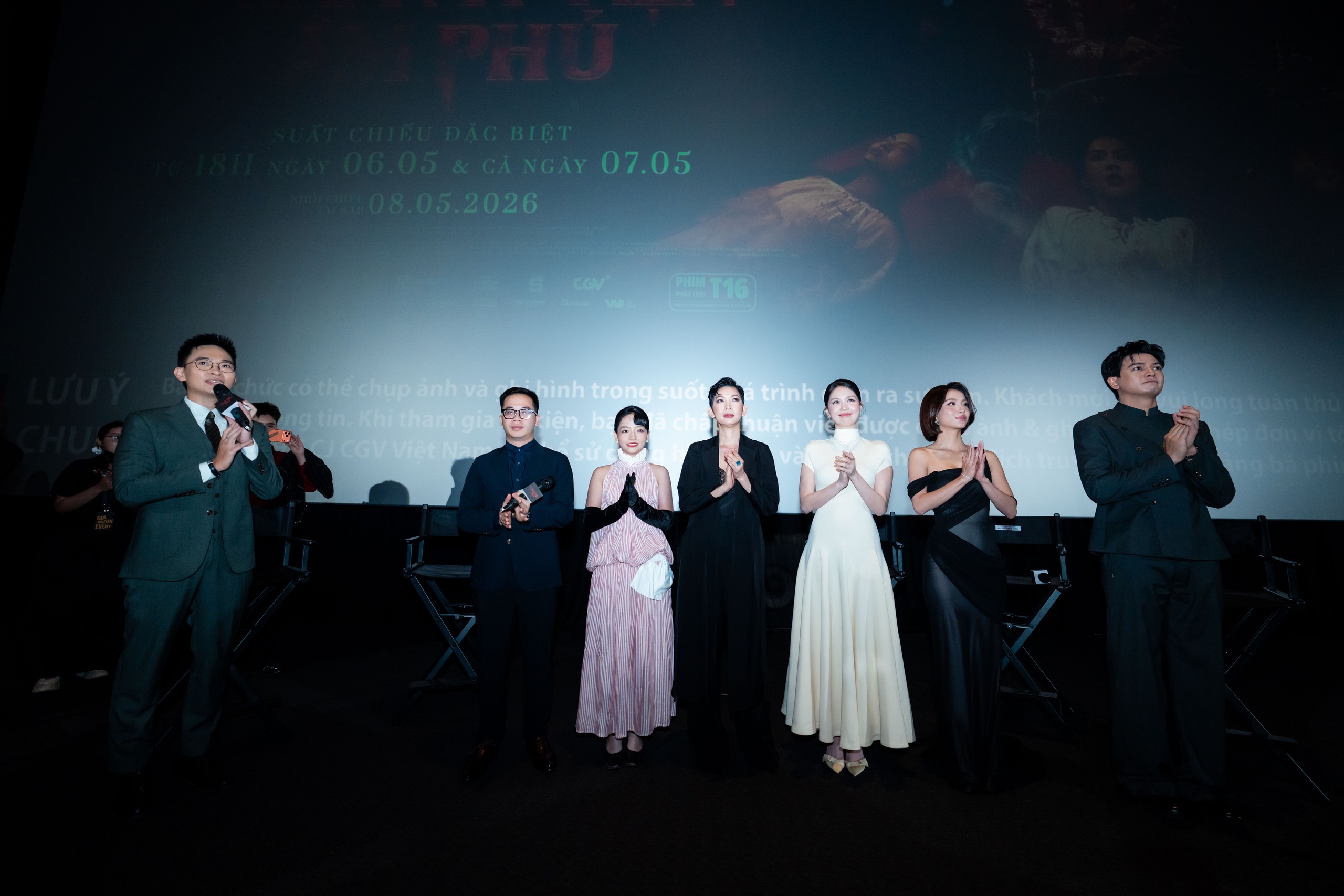 Phương Linh căng thẳng, lo lắng vì 