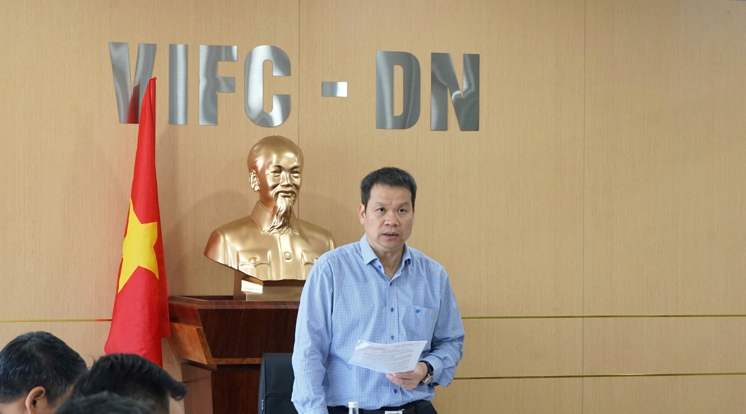 Chủ tịch Đà Nẵng: Trung tâm tài chính phải có slogan đủ rõ ràng, tạo niềm tin - Ảnh 3.