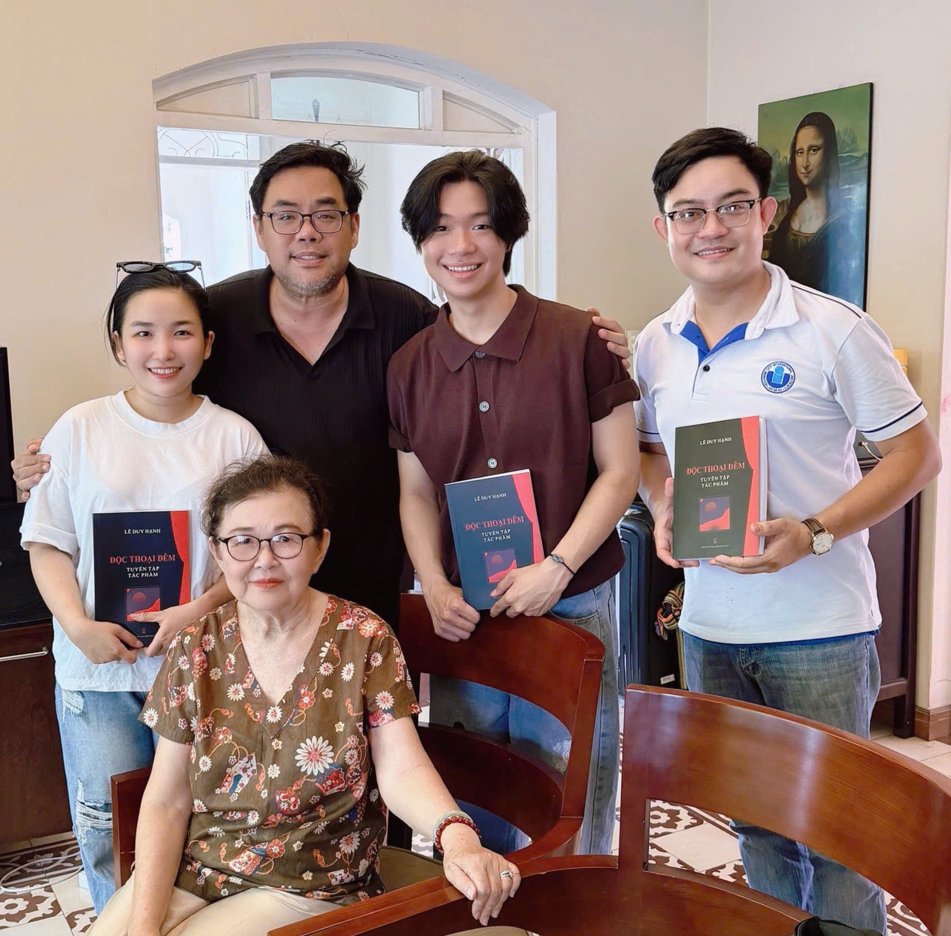 Trịnh Kim Chi, Mỹ Uyên, Vương Huyền Cơ xúc động trước di sản của tác giả Lê Duy Hạnh - Ảnh 3.