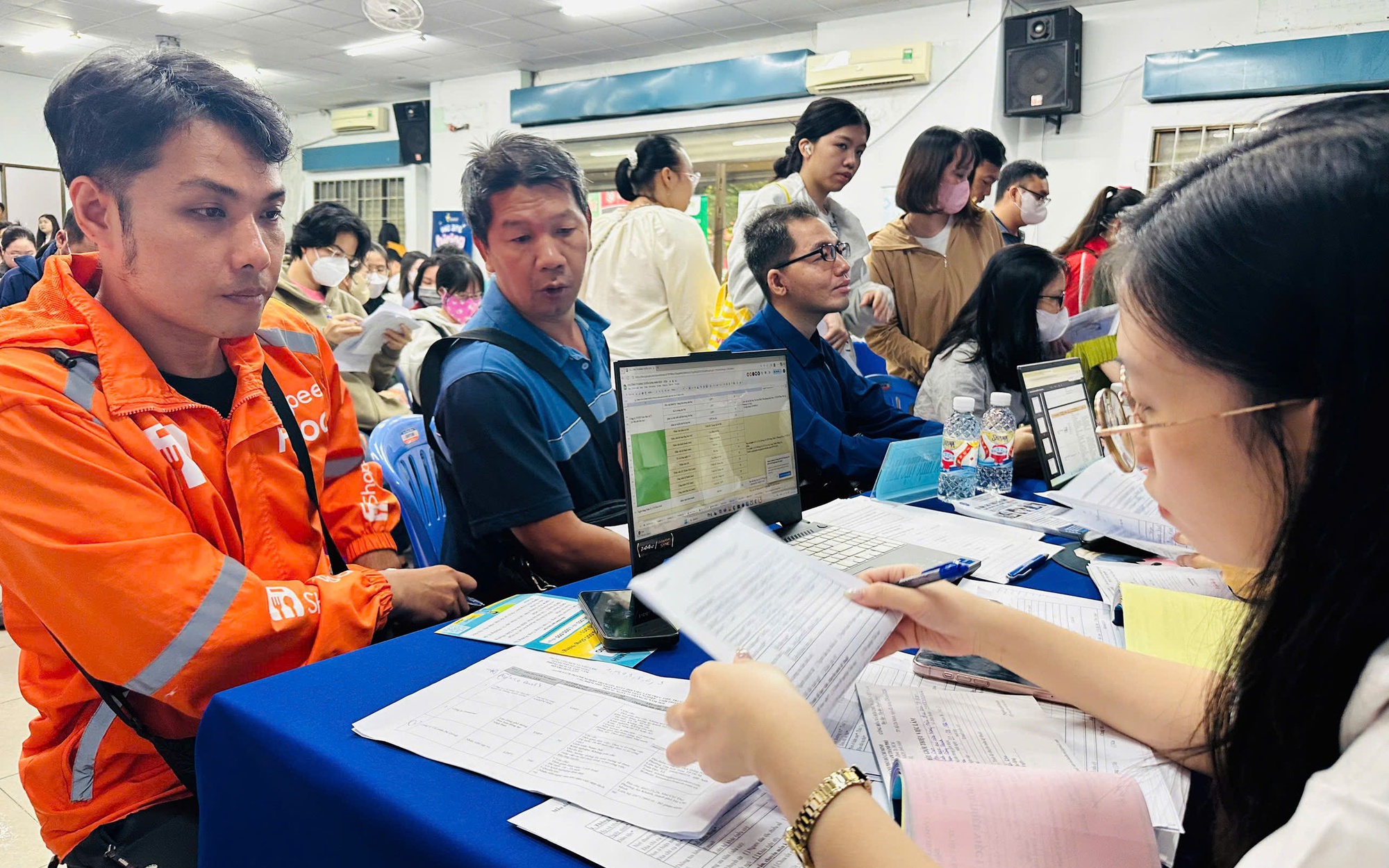 Chủ động thay đổi - Ảnh 2.