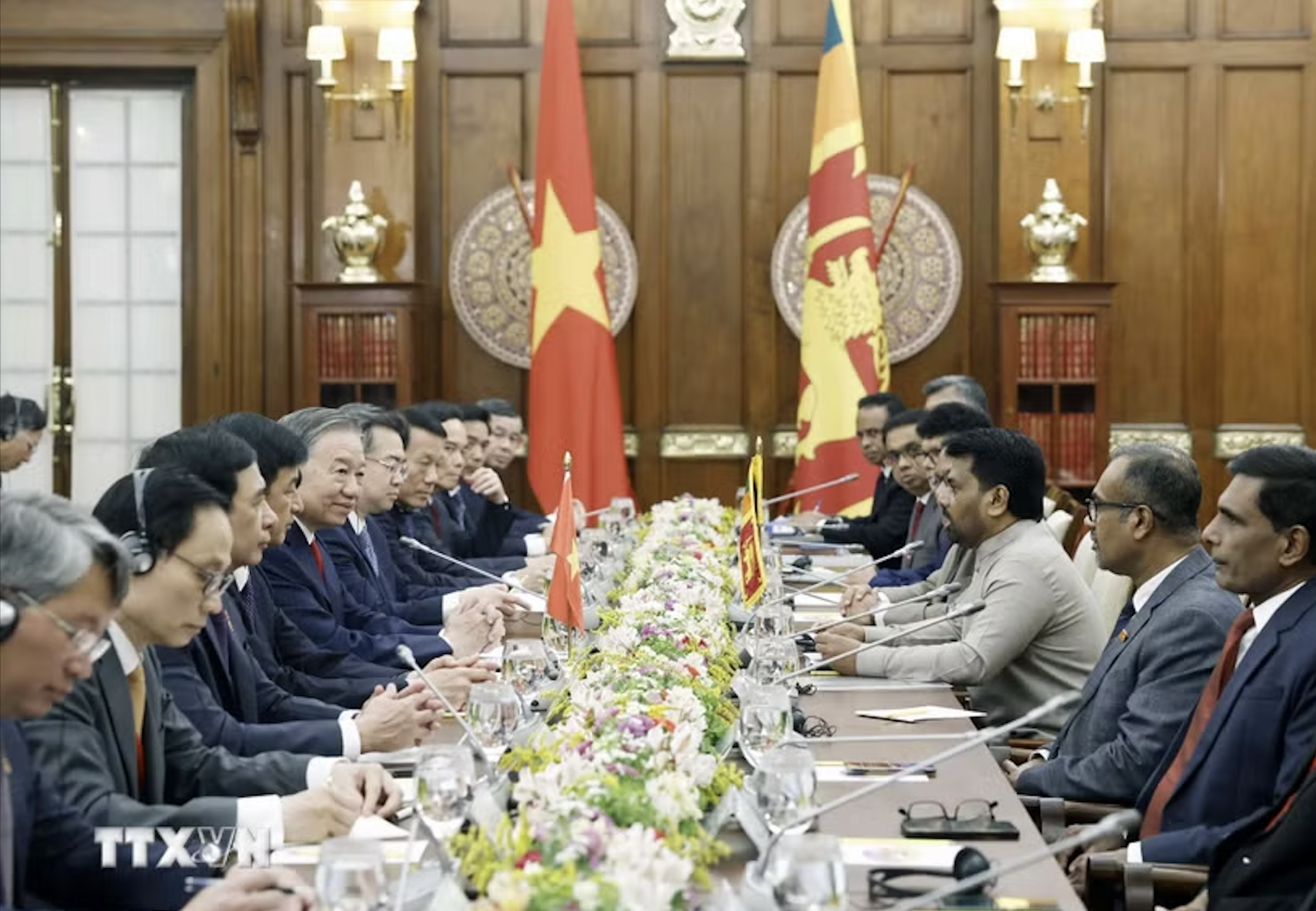 Tổng B&iacute; thư, Chủ tịch nước T&ocirc; L&acirc;m v&agrave; Tổng thống Sri Lanka hội đ&agrave;m: N&acirc;ng tầm hợp t&aacute;c song phương - Ảnh 1.