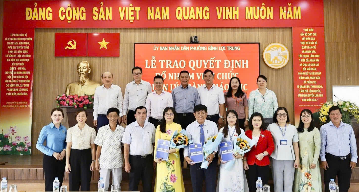 TPHCM: Phường Bình Lợi Trung bổ nhiệm hiệu trưởng các trường tiểu học - Ảnh 3.