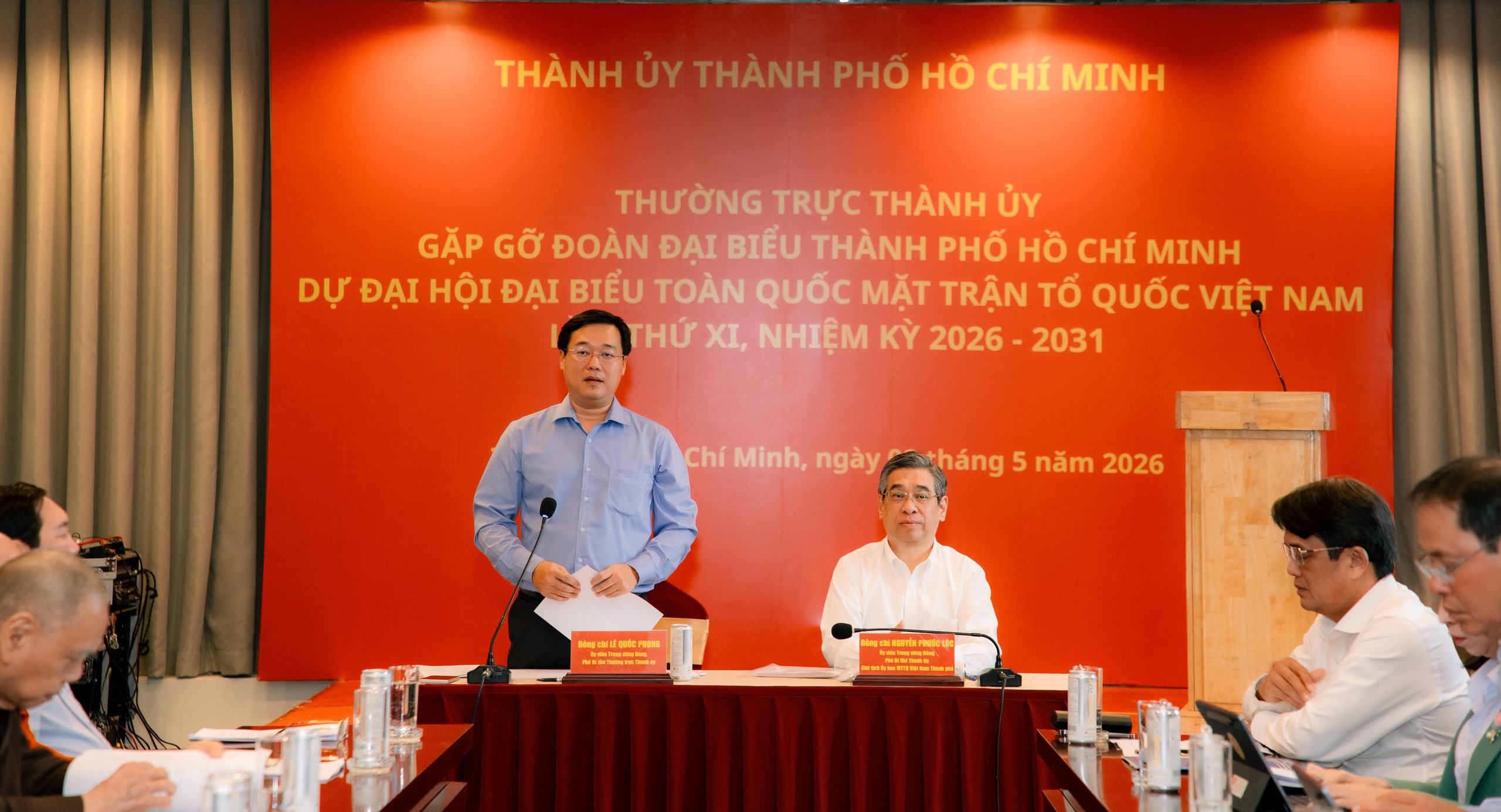 L&atilde;nh đạo TPHCM giao nhiệm vụ cho Đo&agrave;n đại biểu tham dự Đại hội to&agrave;n quốc MTTQ Việt Nam - Ảnh 3.